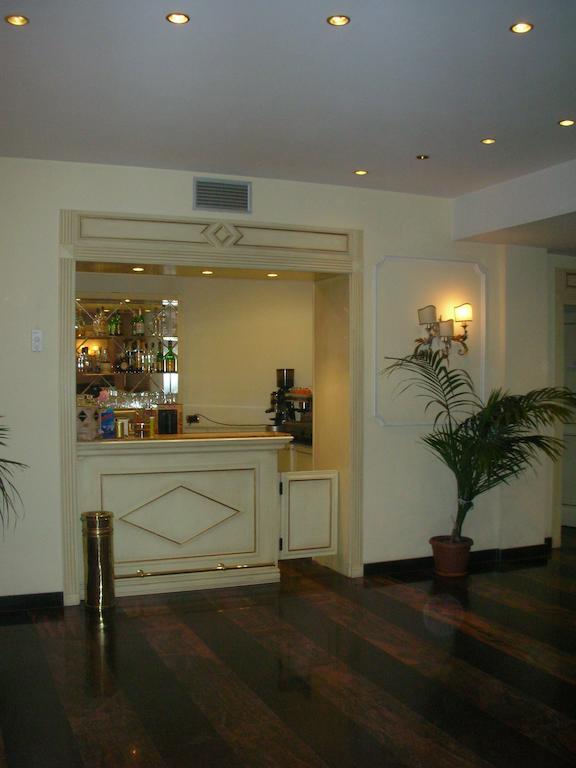 Hotel Quadrifoglio Roma Eur Exterior photo